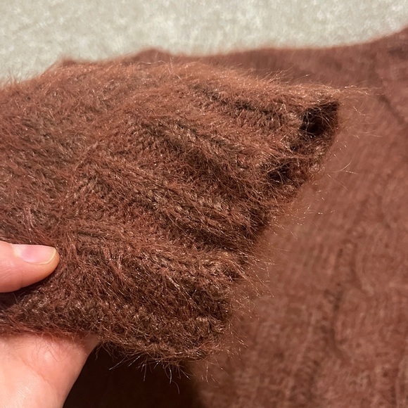 Carly Jean Los Angeles Rich Brown Elliott Cardigan - Picture 3 of 5